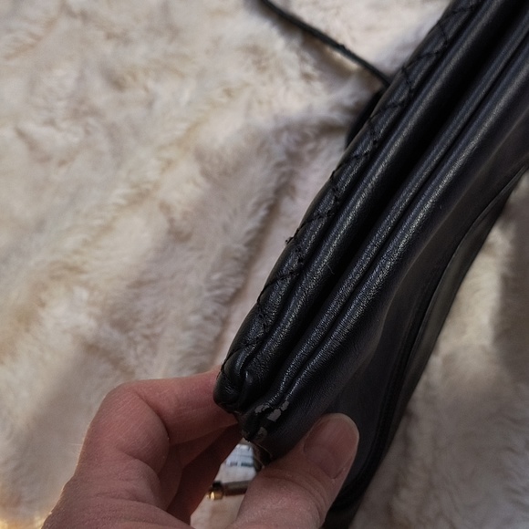 Crossbody Bag - Picture 8 of 9